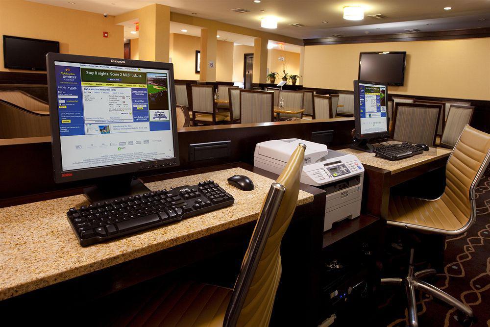 Holiday Inn Express Jacksonville Beach By Ihg Facilidades foto
