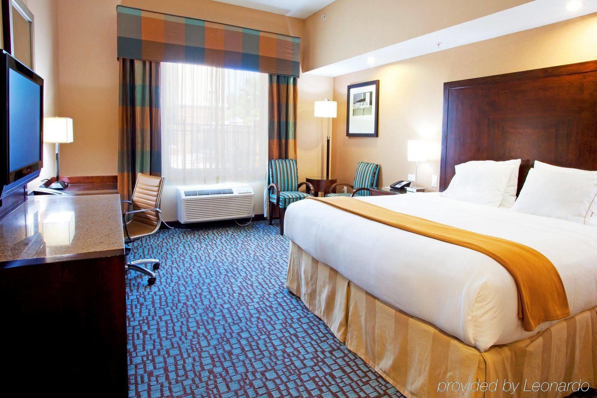 Holiday Inn Express Jacksonville Beach By Ihg Exterior foto